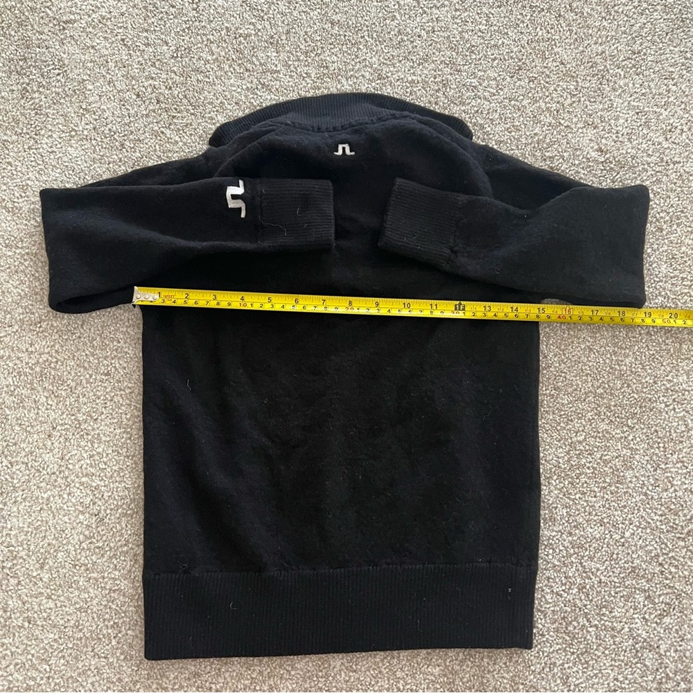 SOLDJ. Lindeberg 100% Wool Black Quarter-Zip Women's Golf Sweater Small - Picture 7 of 7